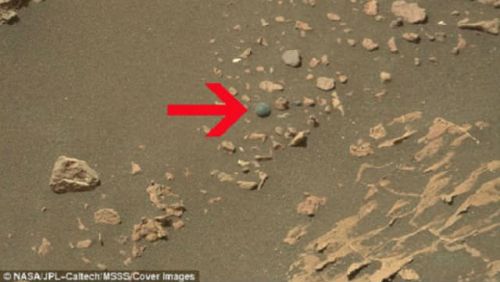 NASA зафиксировала сферическую башню на Марсе (фото)