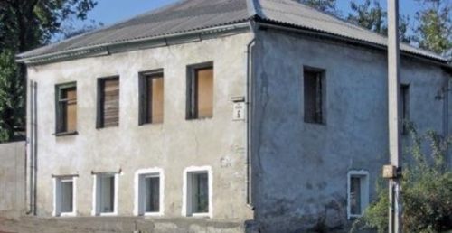 Ночные скрипы и стоны в доме колдуна