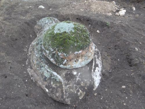 Невероятные каменные НЛО обнаружены в Нагорном Карабахе