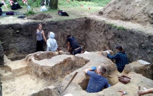 Ученые раскопали в Украине старинную могилу ведьмы