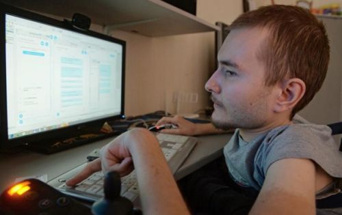 Врачи назвали дату пересадки головы россиянина