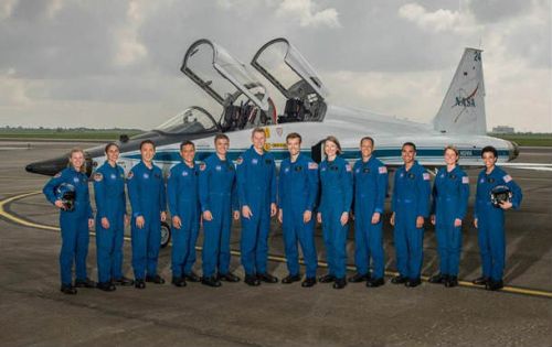 NASA отобрало 12 кандидатов для полета на Марс (видео и фото)